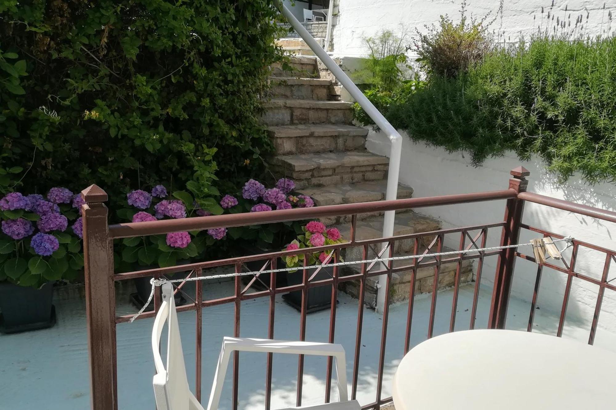 Scorpios Hotel & Suites Samos Town Eksteriør billede