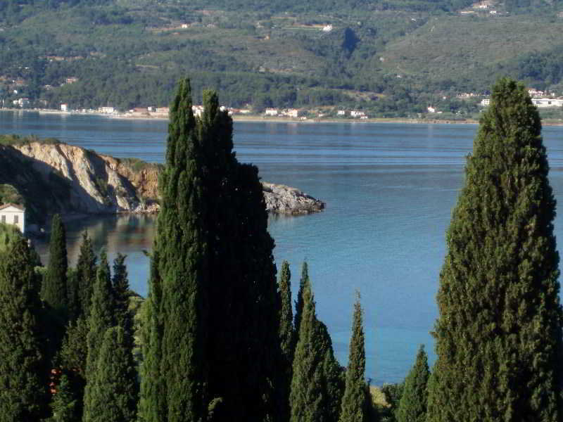Scorpios Hotel & Suites Samos Town Eksteriør billede
